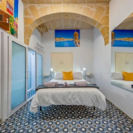 Sally Port 32 Валетта