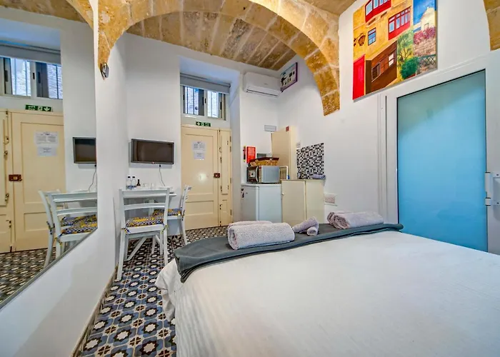 Sally Port 32 La Valette